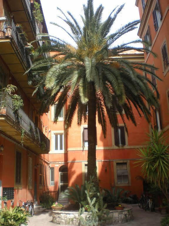 B&B Musei Vaticani Rome Bagian luar foto
